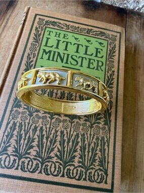 Vintage Estate Hinged Bangle Bracelet 6.5 Gold Tone Excellent Condition!